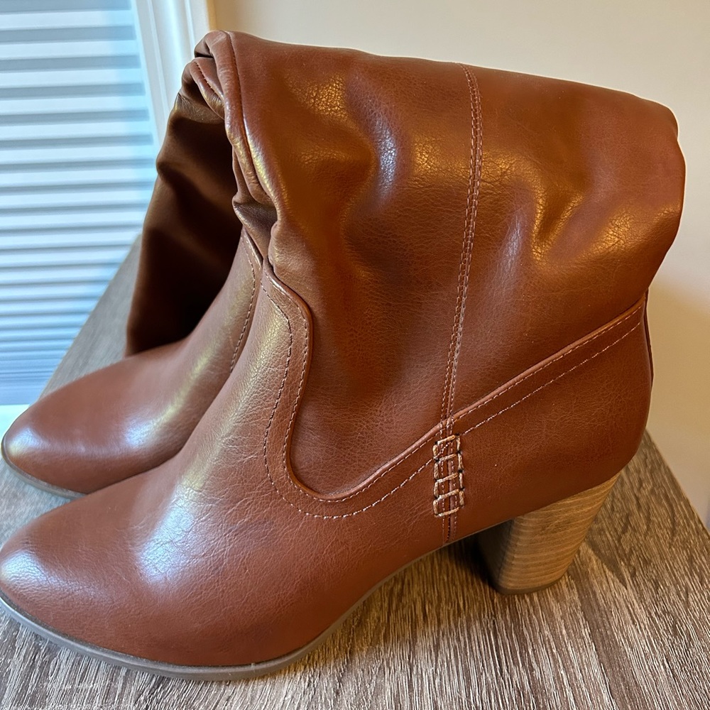 GH Bass Boots, worn once!